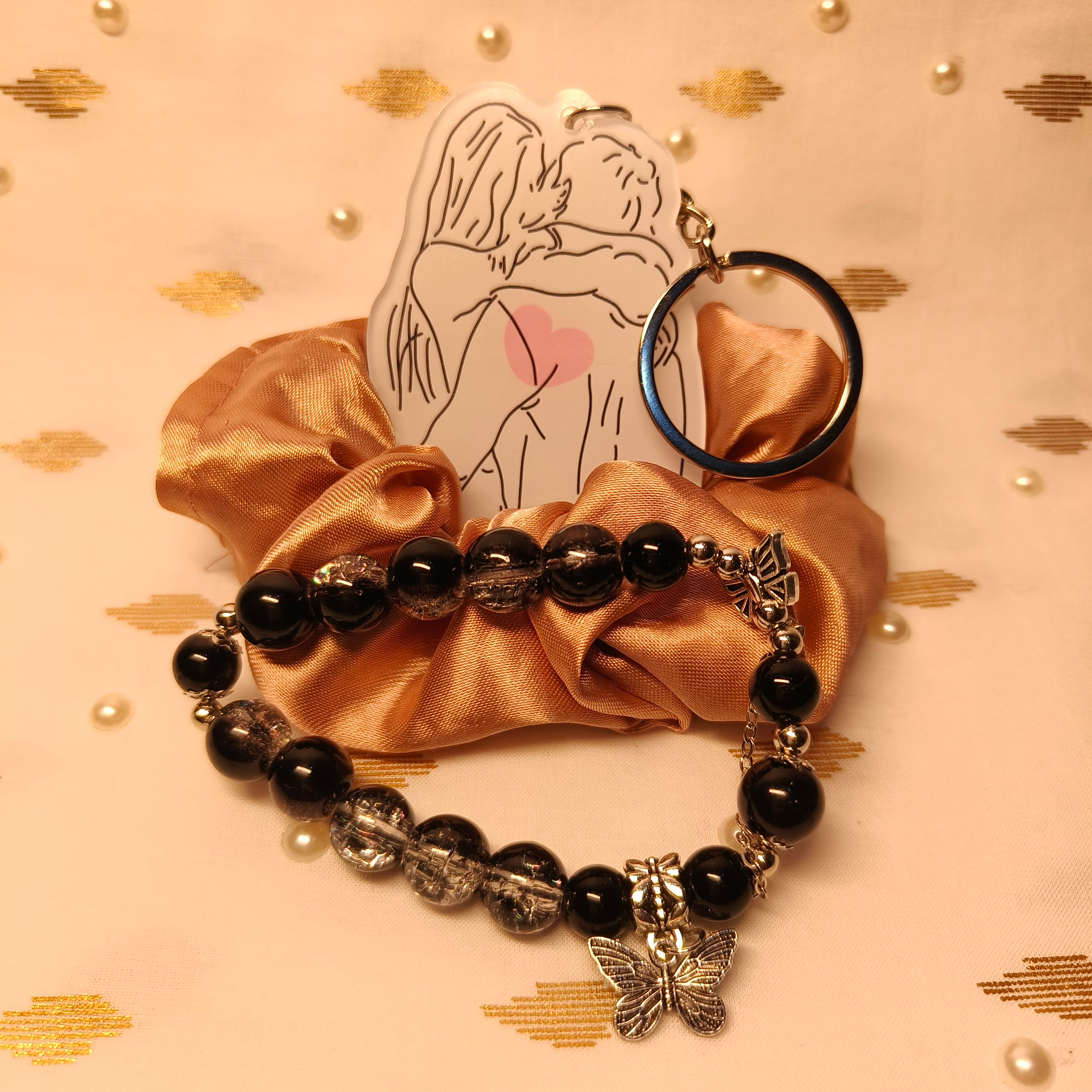 International Bundle- 6 Keychains