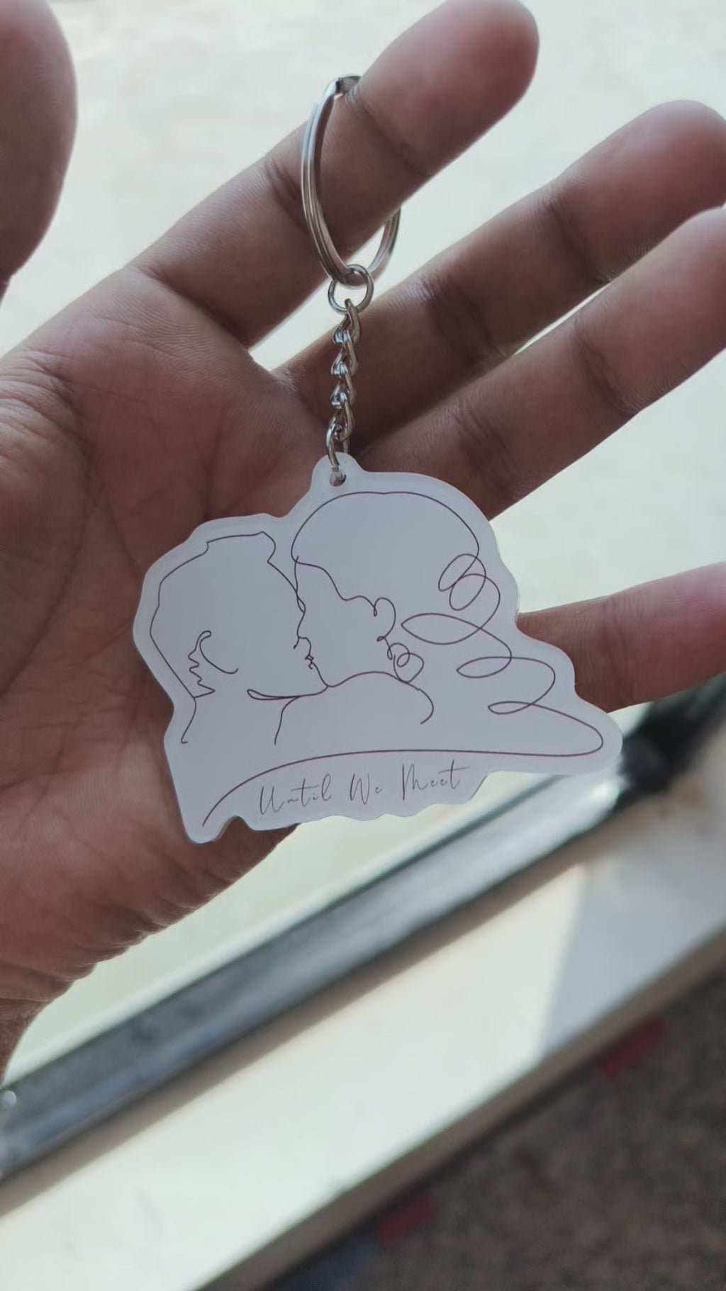 International bundle- 5 keychains